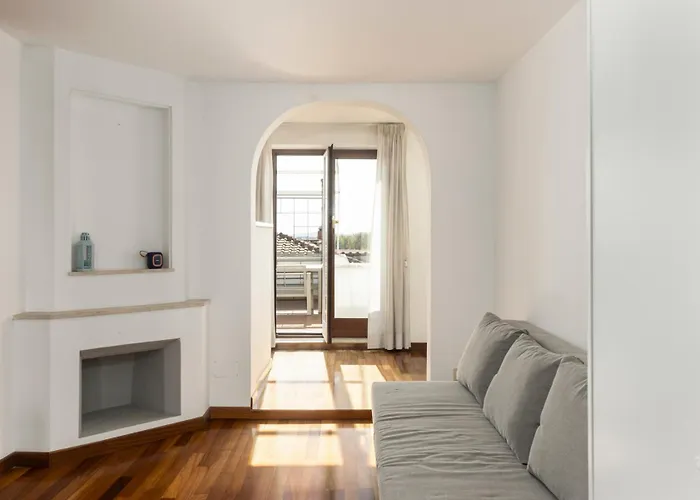 Ladolcevita - Ponte Milvio Stunning View Penthouse Rom